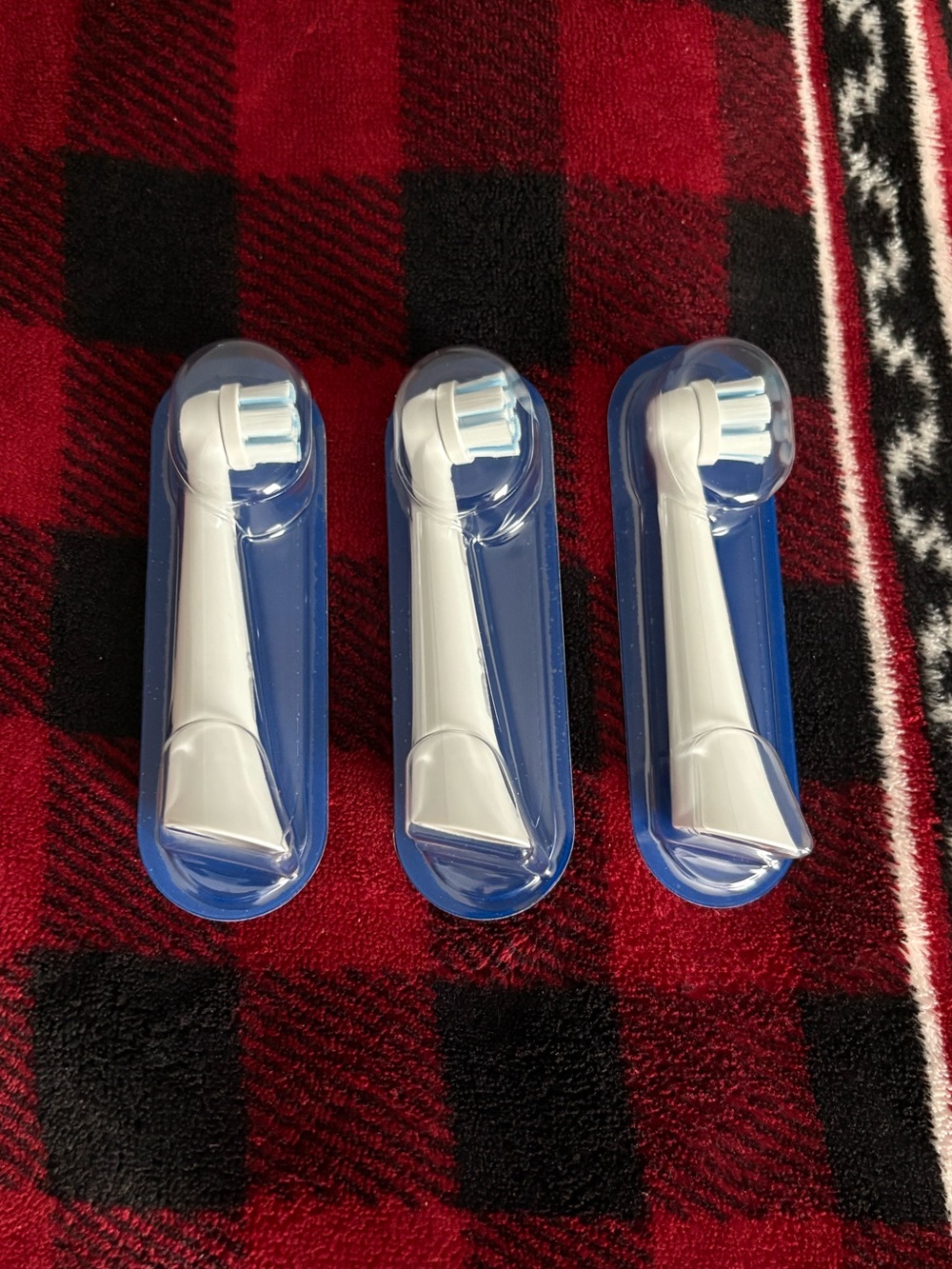 NEW Oral B iO Gum & Sensitive
Original Replacement Brush Heads -
3 Count